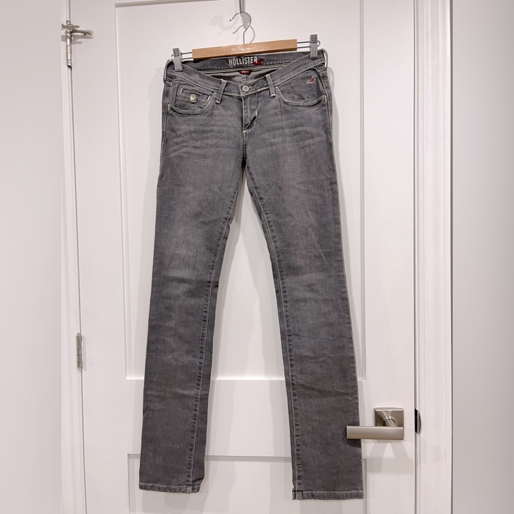 Low rise, Hollister faded grey skinny Jean